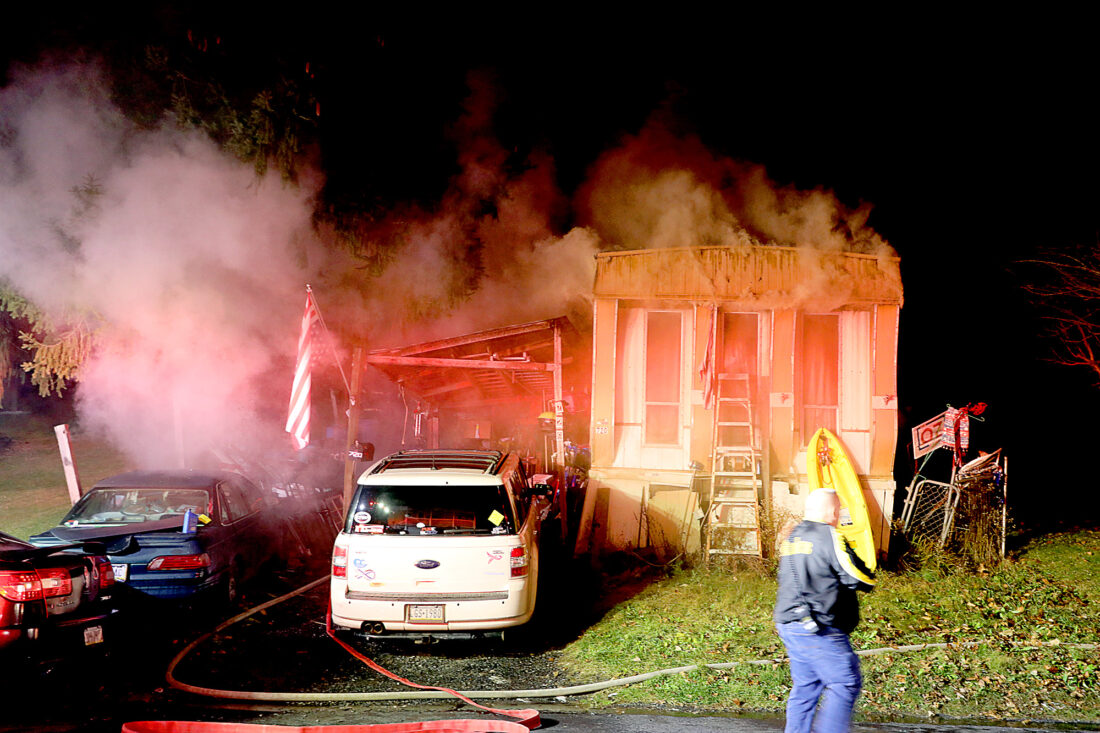 Two cats killed in mobile home fire | News, Sports, Jobs - The Sentinel